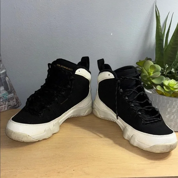 Nike Air Jordan 9 Retro 7Y (fits women’s 8.5/9) - Picture 6 of 10
